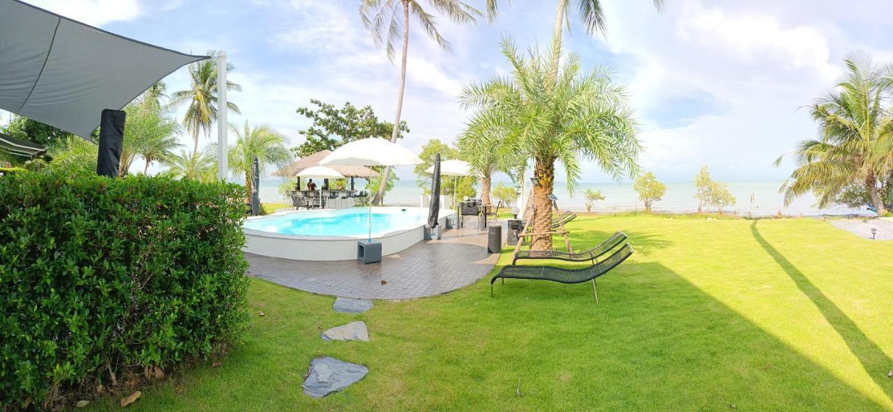 Ganze Villa Beachfront-Pool-Villa-Apartment チャン島 エクステリア 写真